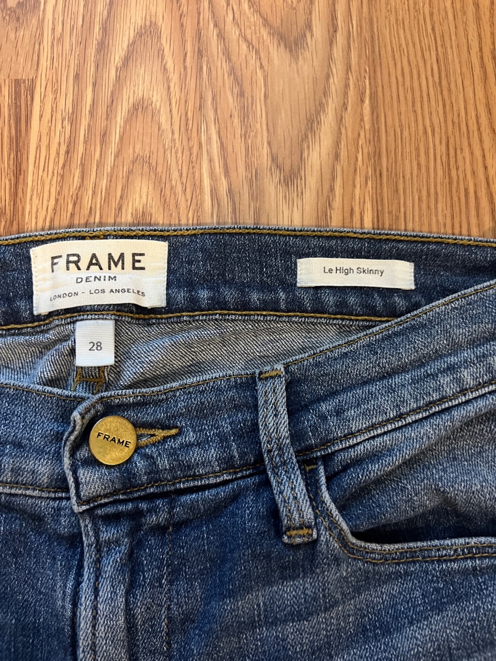 Frame size 28 Denim Dark Blue Frayed Ankle Crop Jeans - Picture 6 of 7
